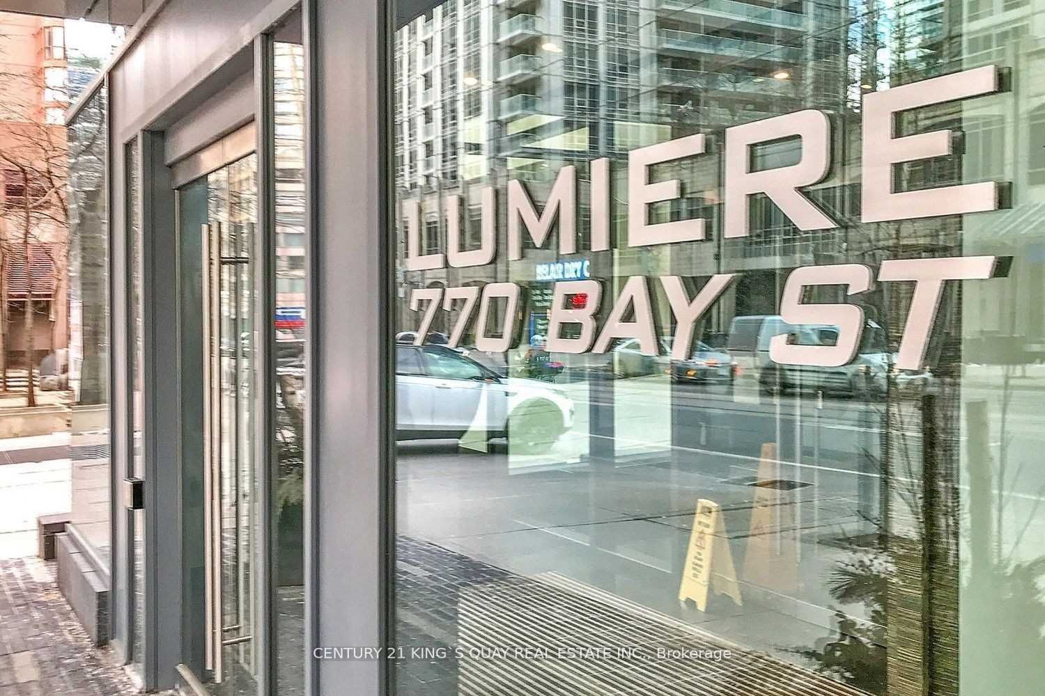 770 Bay St, unit 909 for sale - image #2