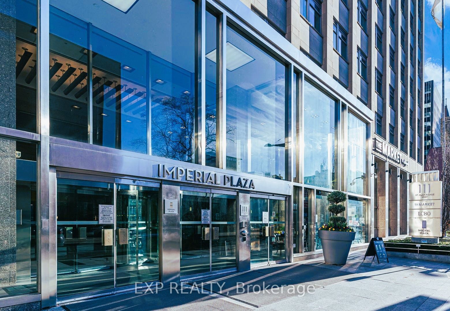 111 St Clair Ave W, unit 1108 for rent - image #2