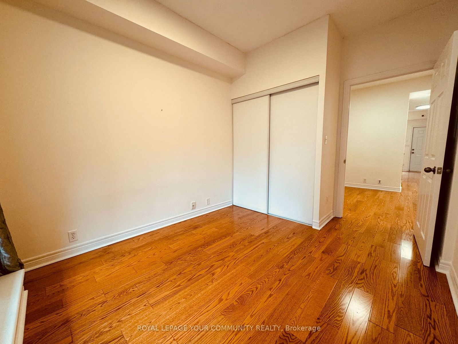 207 Wellesley St E, unit 103 for rent - image #4