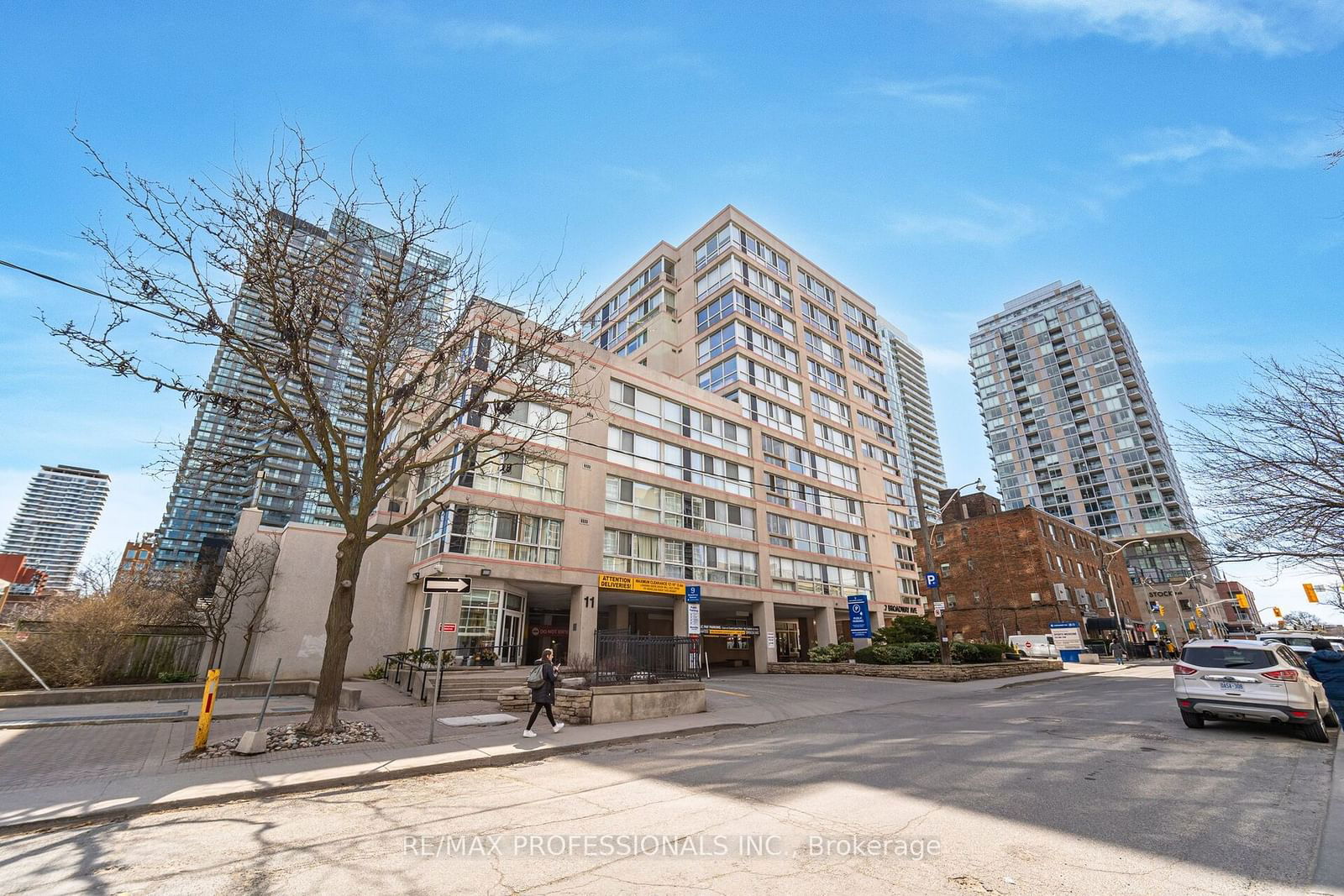 7 Broadway Ave, unit 301 for sale - image #40