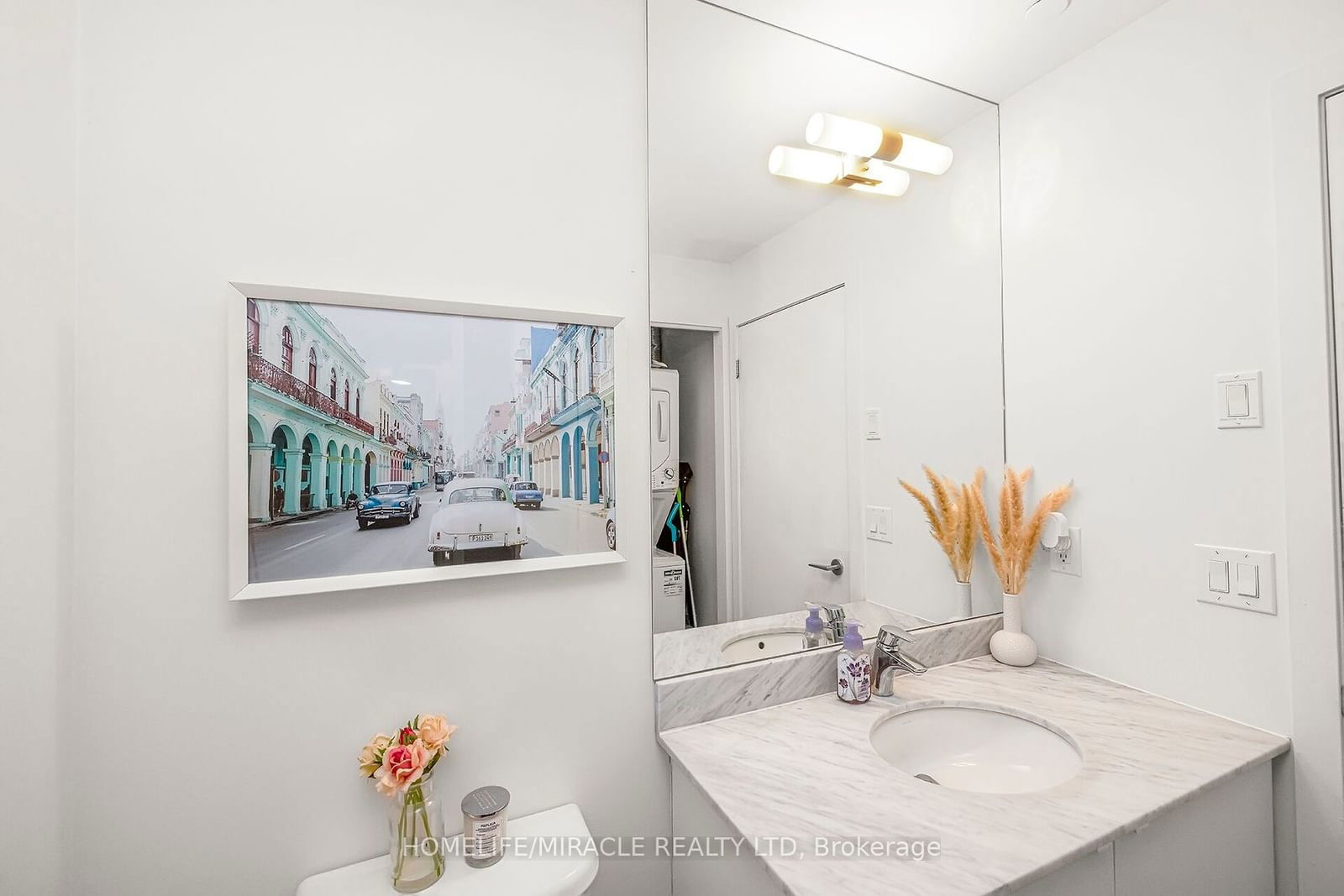 51 East Liberty St, unit 1108 for sale - image #16