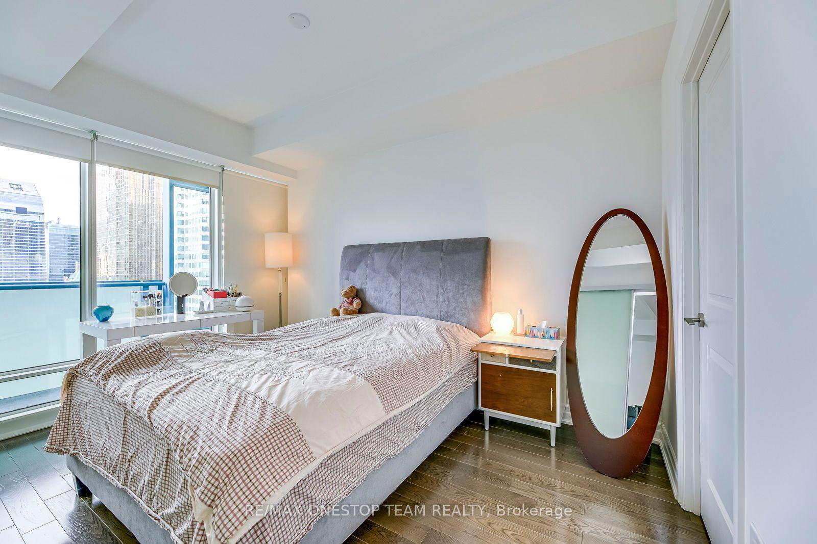 8 The Esplanade, unit 3703 for sale - image #19