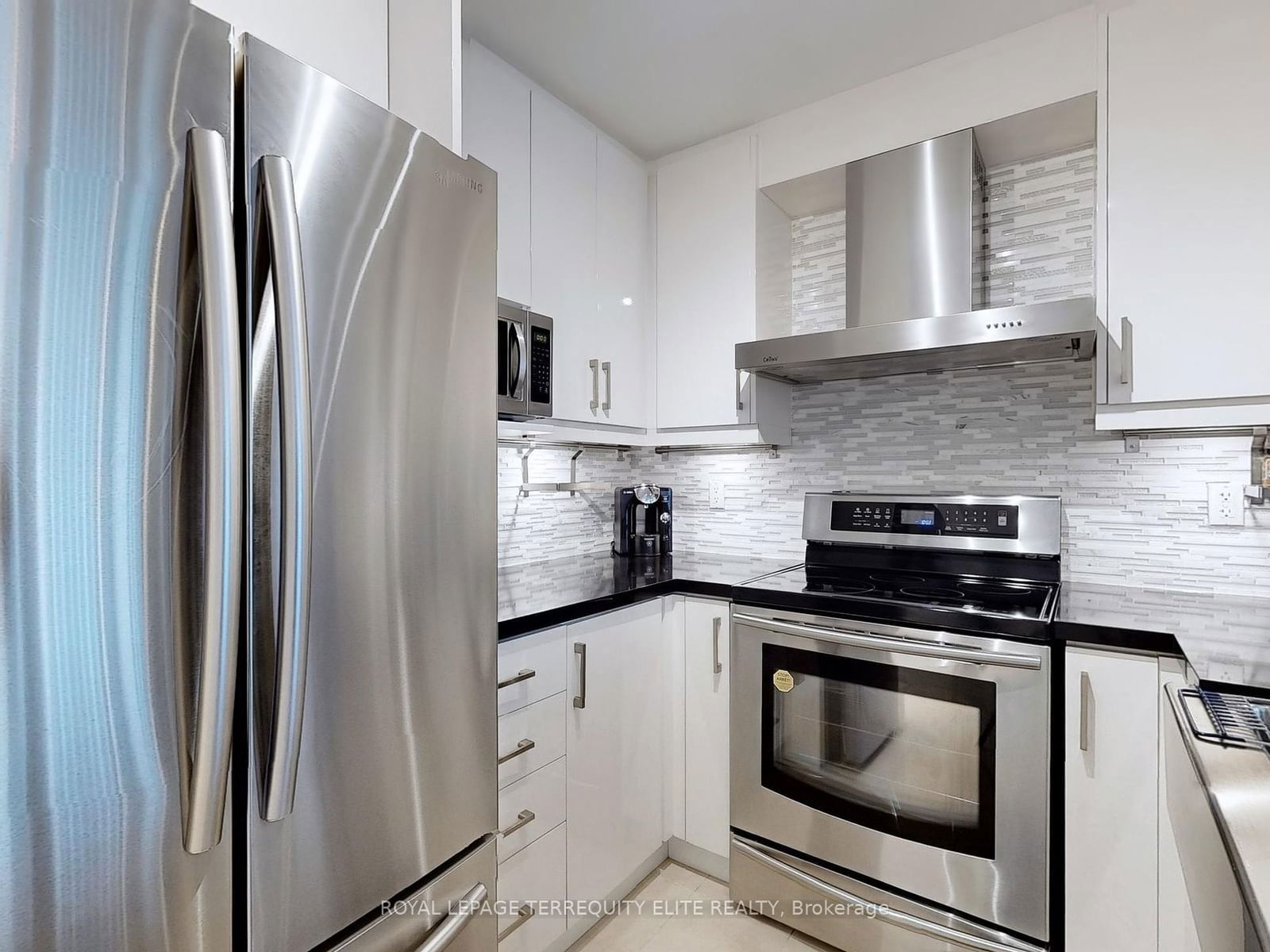 4978 Yonge St, unit 1608 for sale