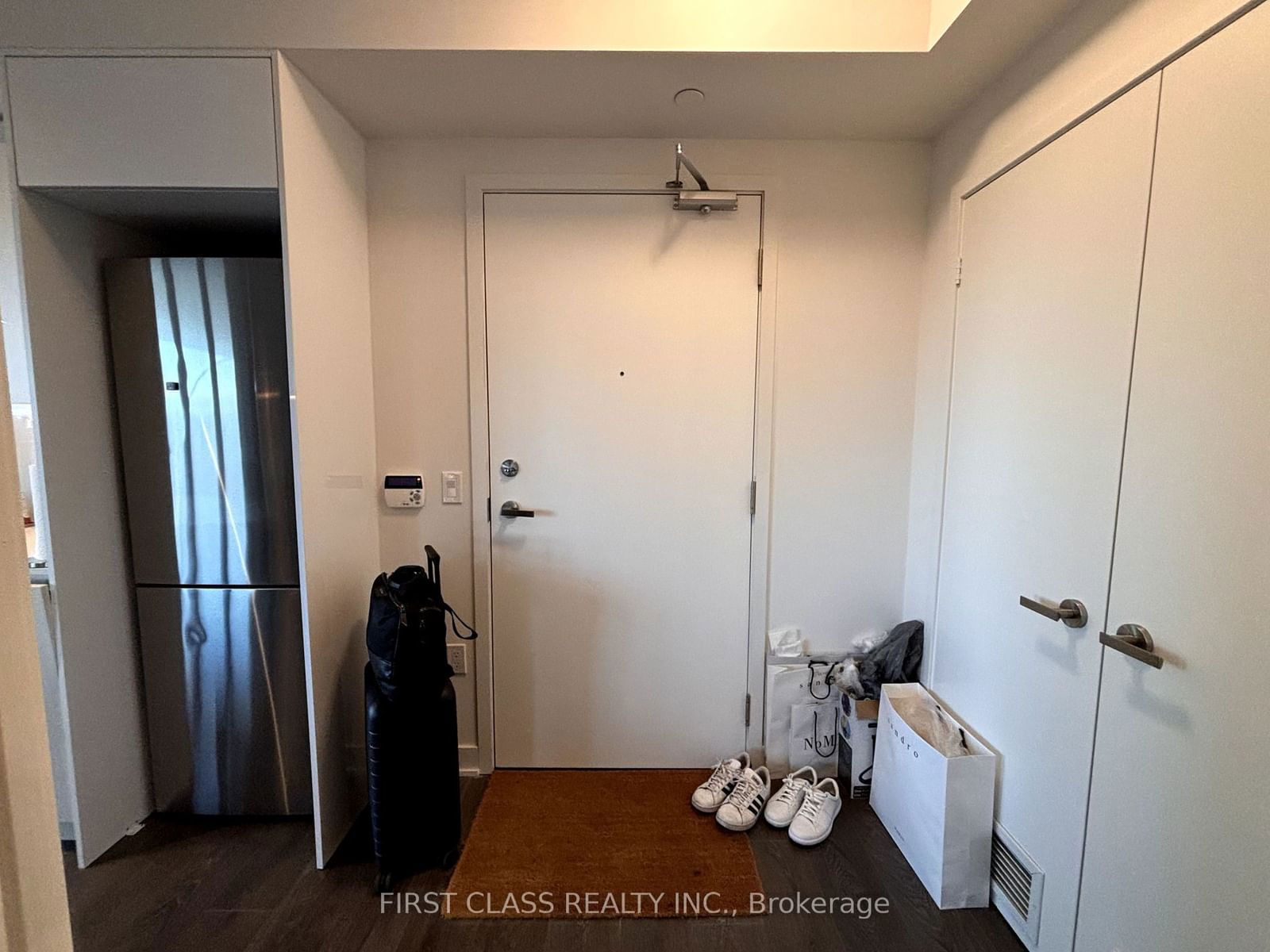 99 Broadway Ave, unit 2803 for sale - image #3