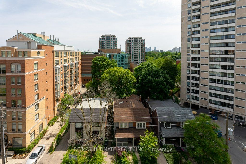 300 Balliol Street Condos, Midtown, Toronto