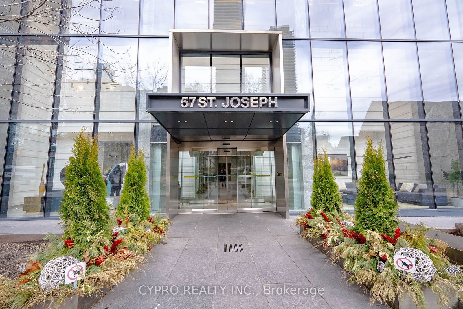 57 St Joseph St, unit 615 for sale - image #3