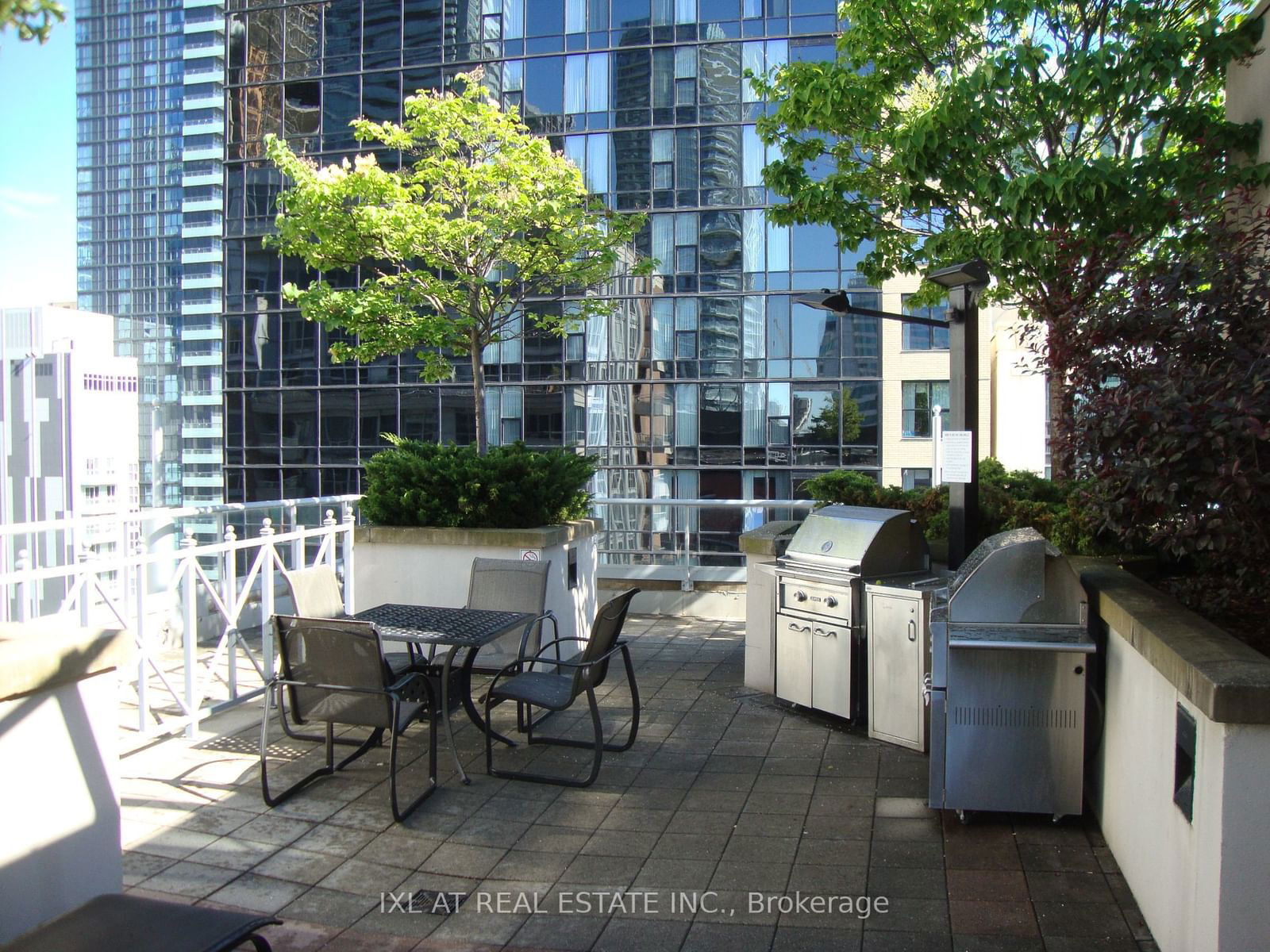 270 Wellington St W, unit 1122 for sale - image #31