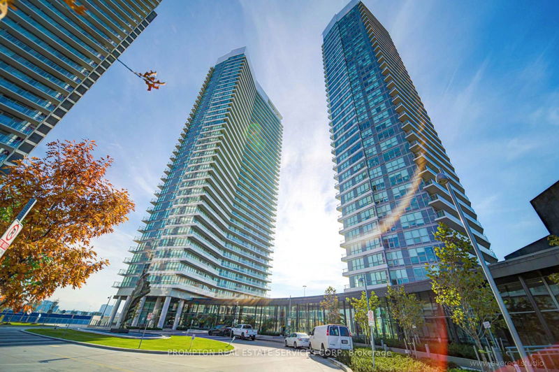 117 Mcmahon Dr, unit 2102 for sale - image #1