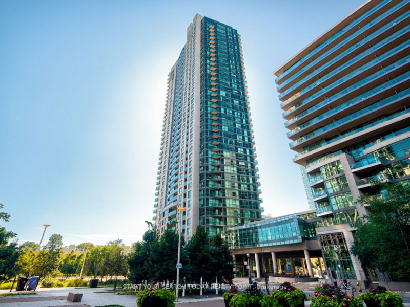 215 Fort York Blvd, unit 710 for sale - image #1