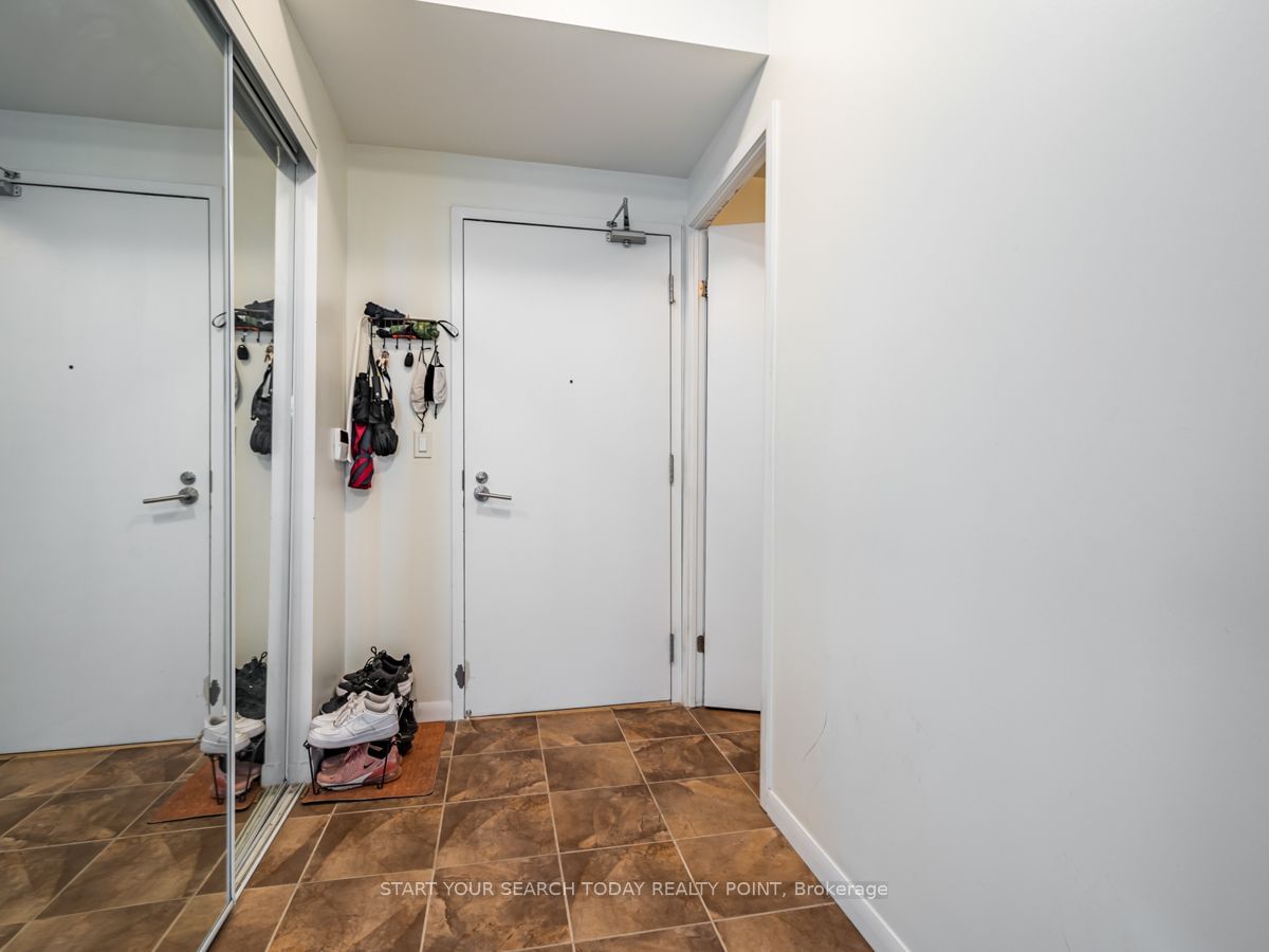 215 Fort York Blvd, unit 710 for sale - image #20