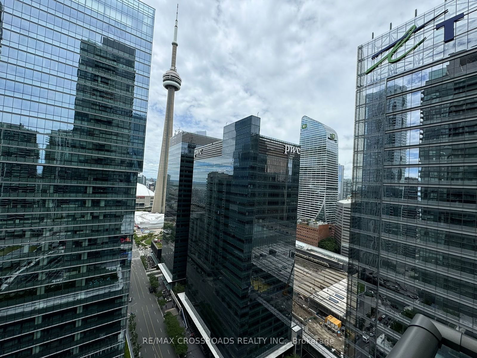 65 Bremner Blvd, unit 2904 for rent - image #10