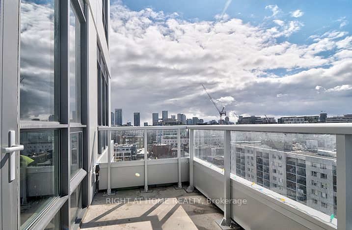 38 Cameron St, unit 1128 for sale