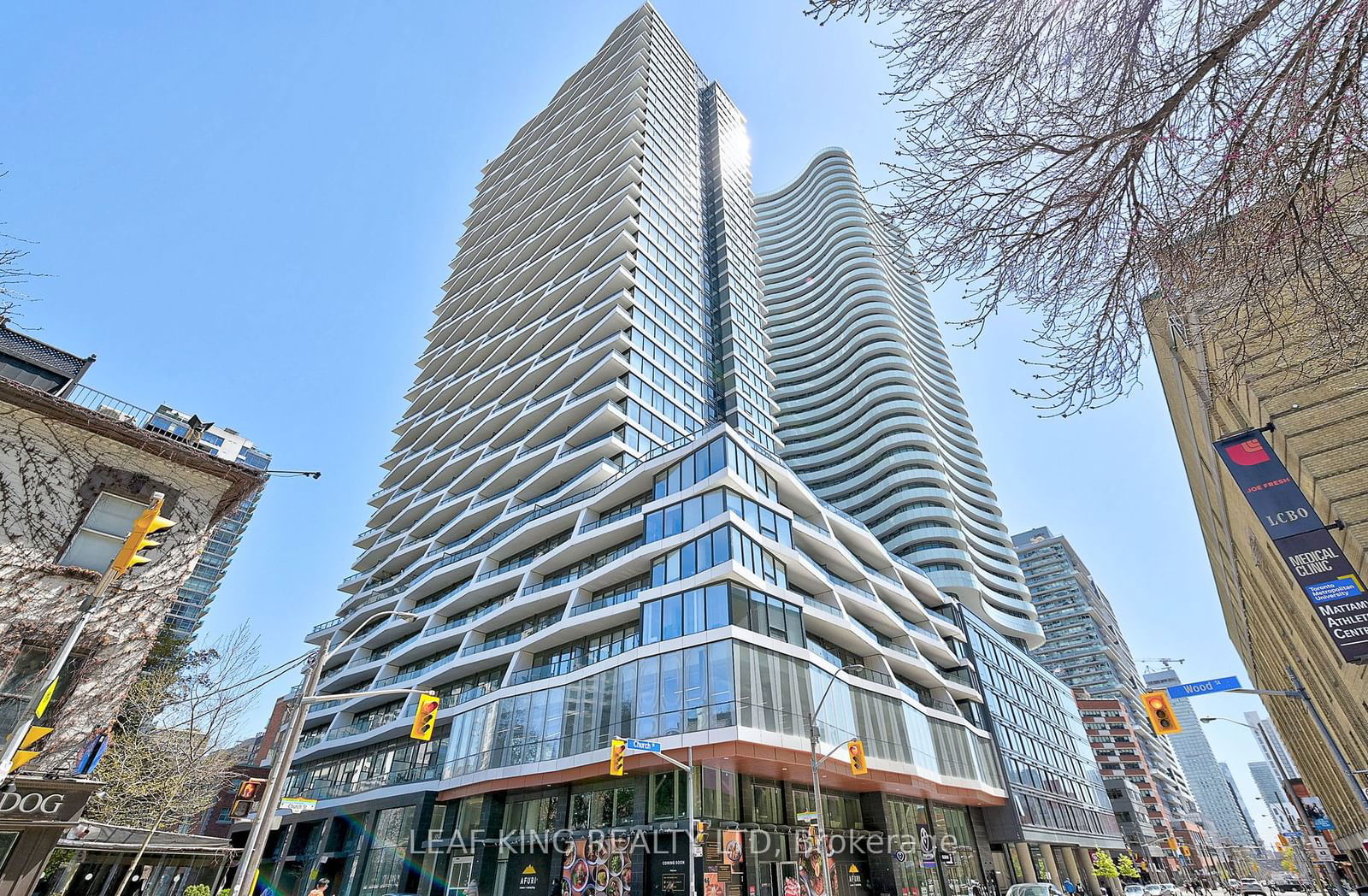 85 Wood St, unit 902 for rent - image #1