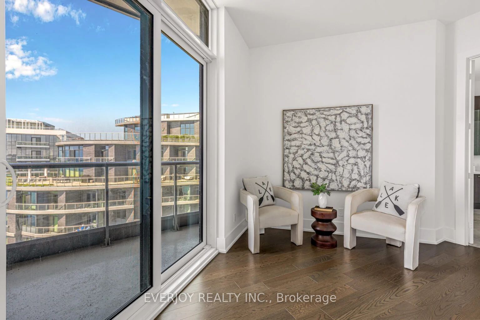 1 Edgewater Dr, unit SPH 16 for sale - image #19