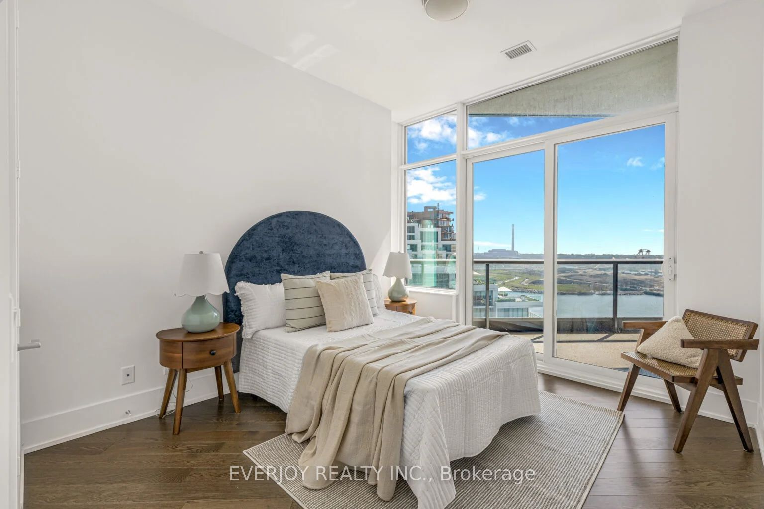 1 Edgewater Dr, unit SPH 16 for sale - image #27