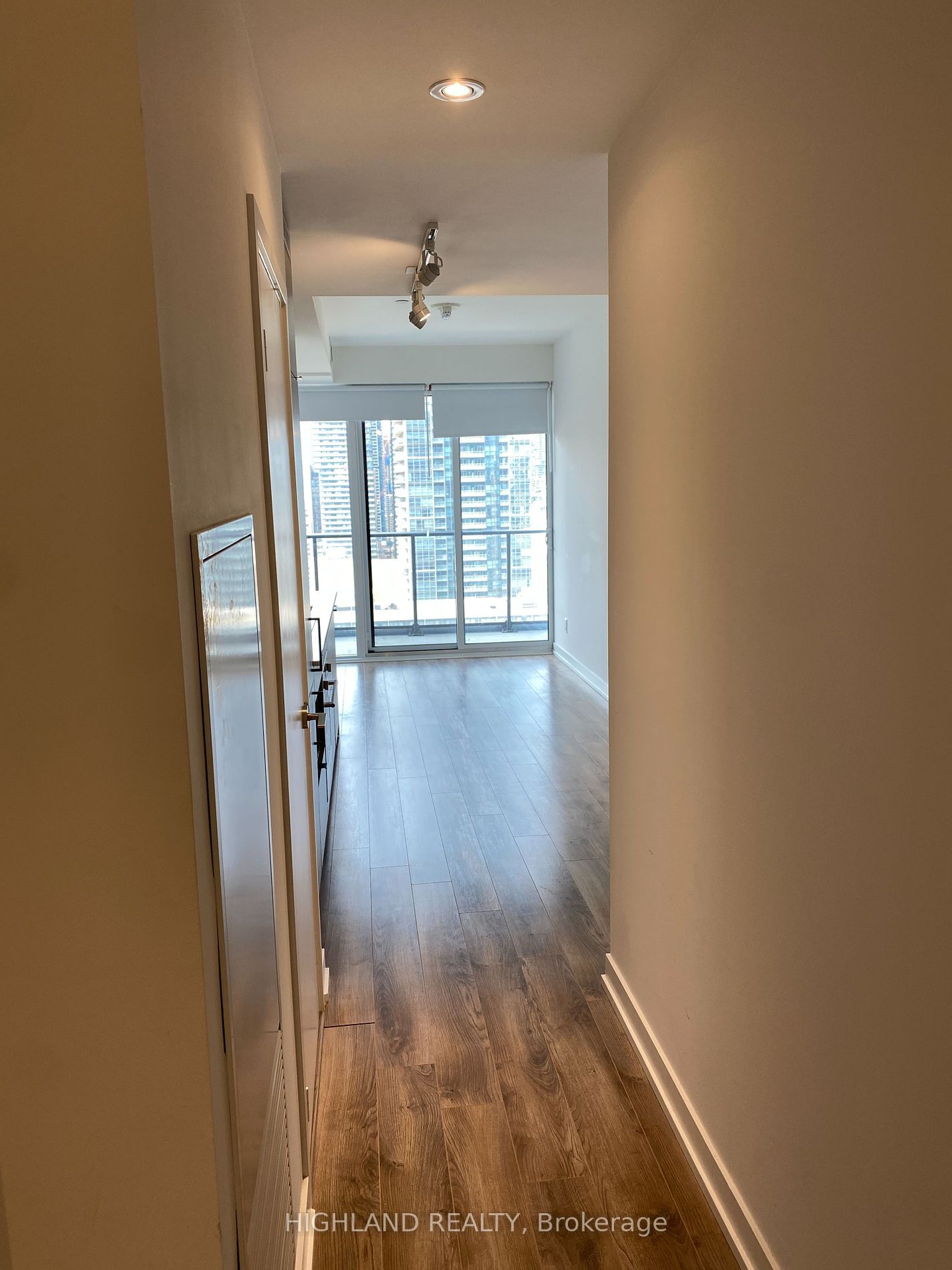 20 Edward St, unit 2816 for sale