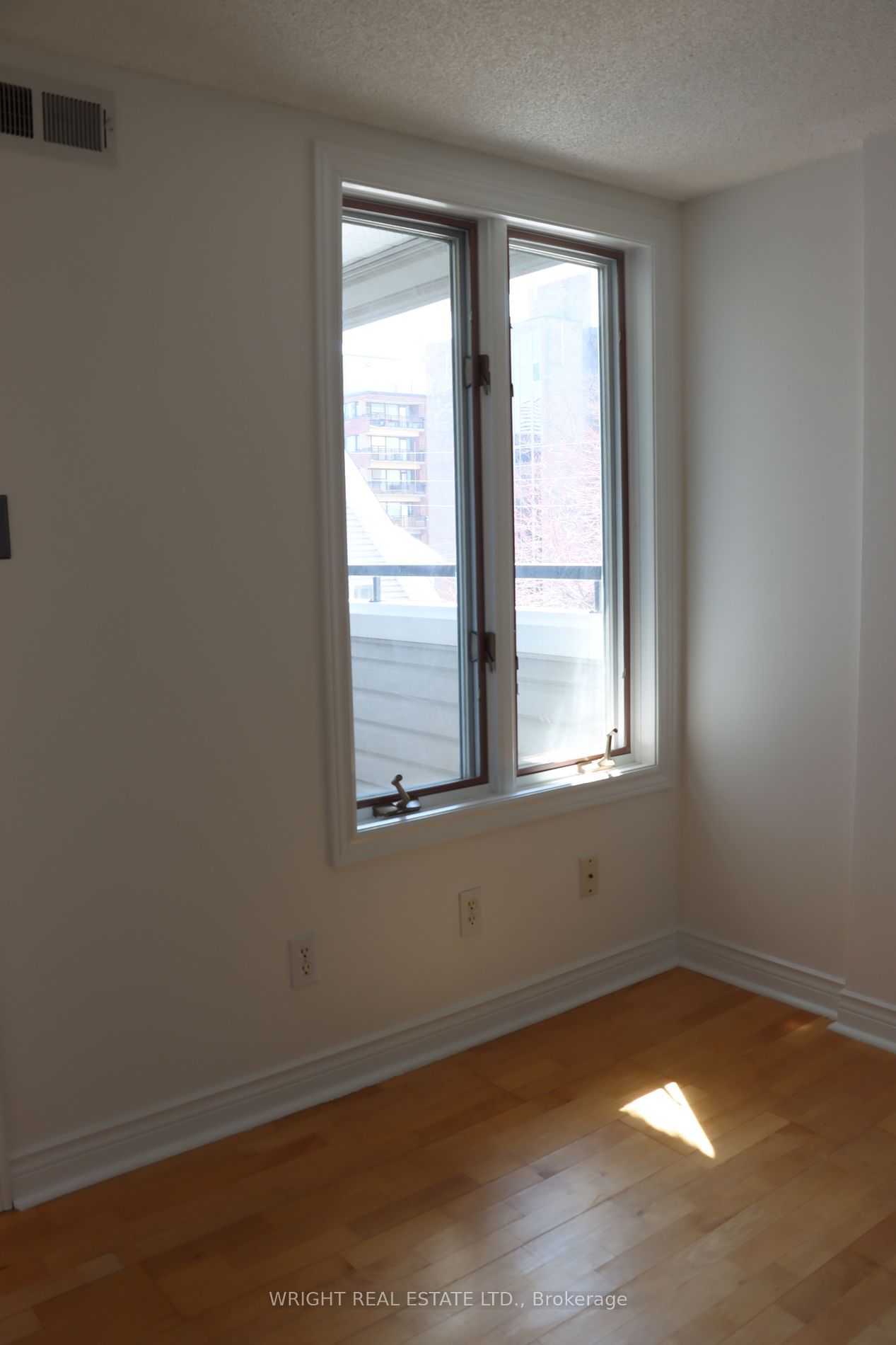 217 St George St, unit 51 for rent - image #17