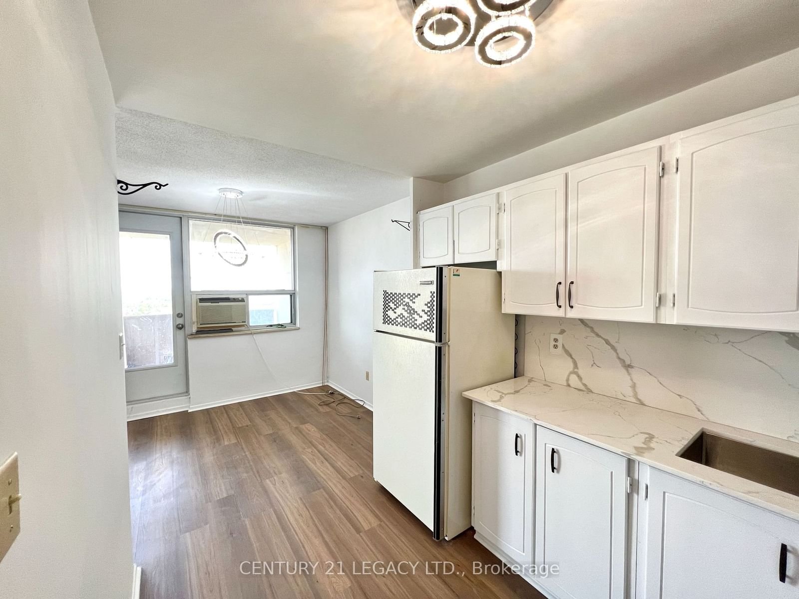 40 Homewood Ave, unit 2204 for sale - image #8
