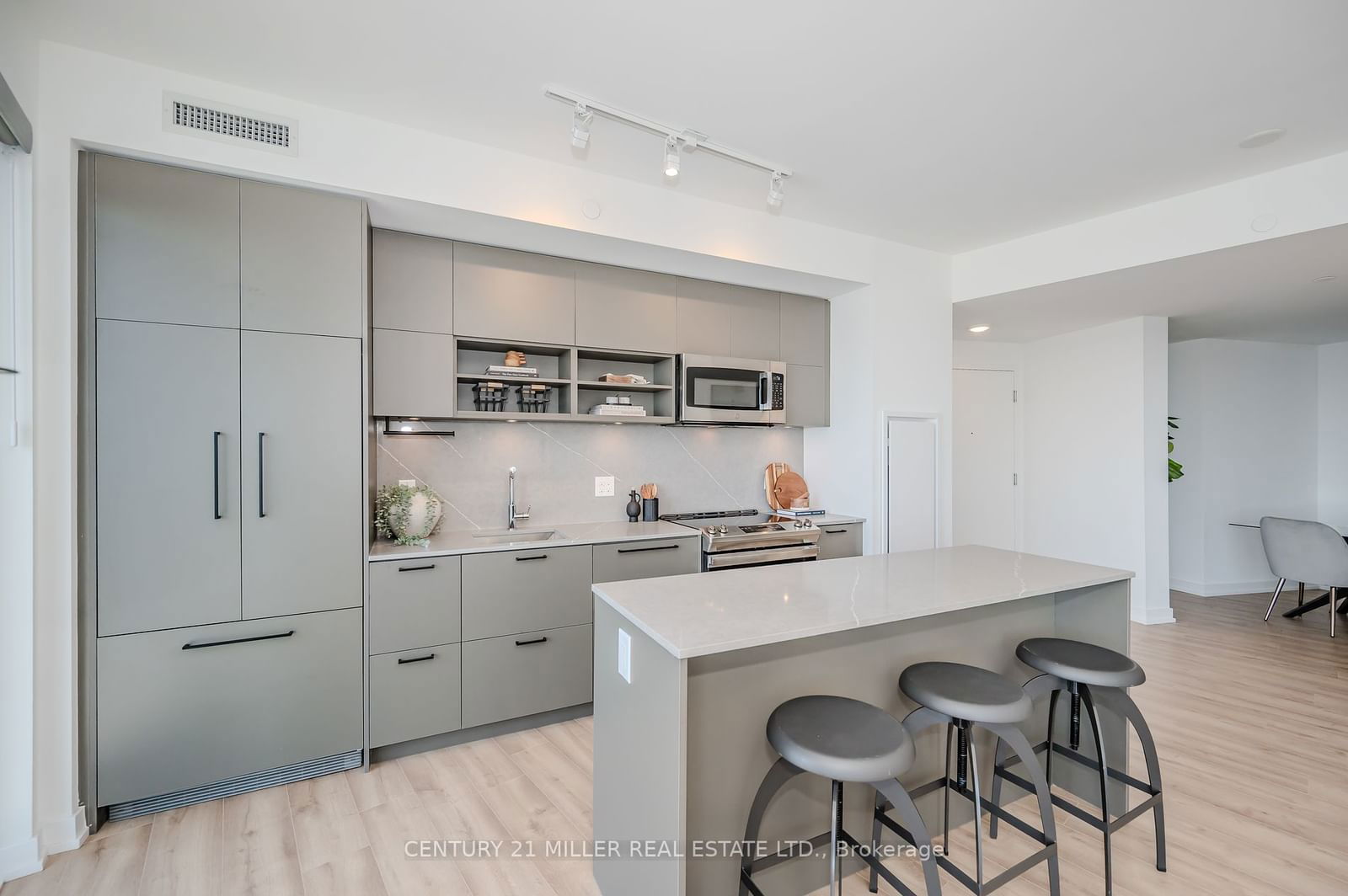 135 East Liberty St, unit #2603 for sale - image #10