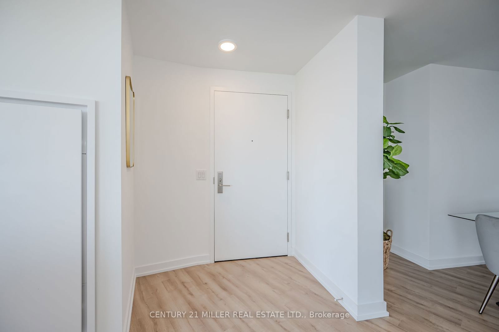 135 East Liberty St, unit #2603 for sale