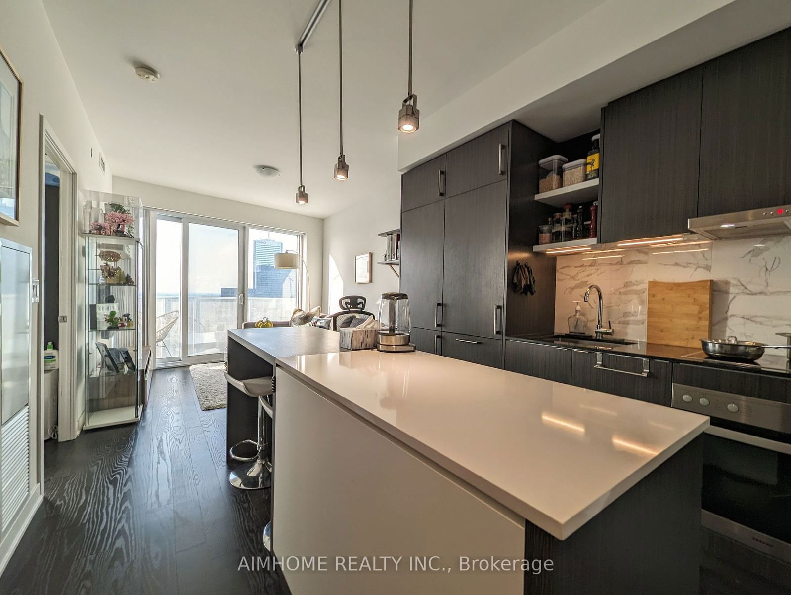 100 Harbour St, unit 6103 for sale - image #2