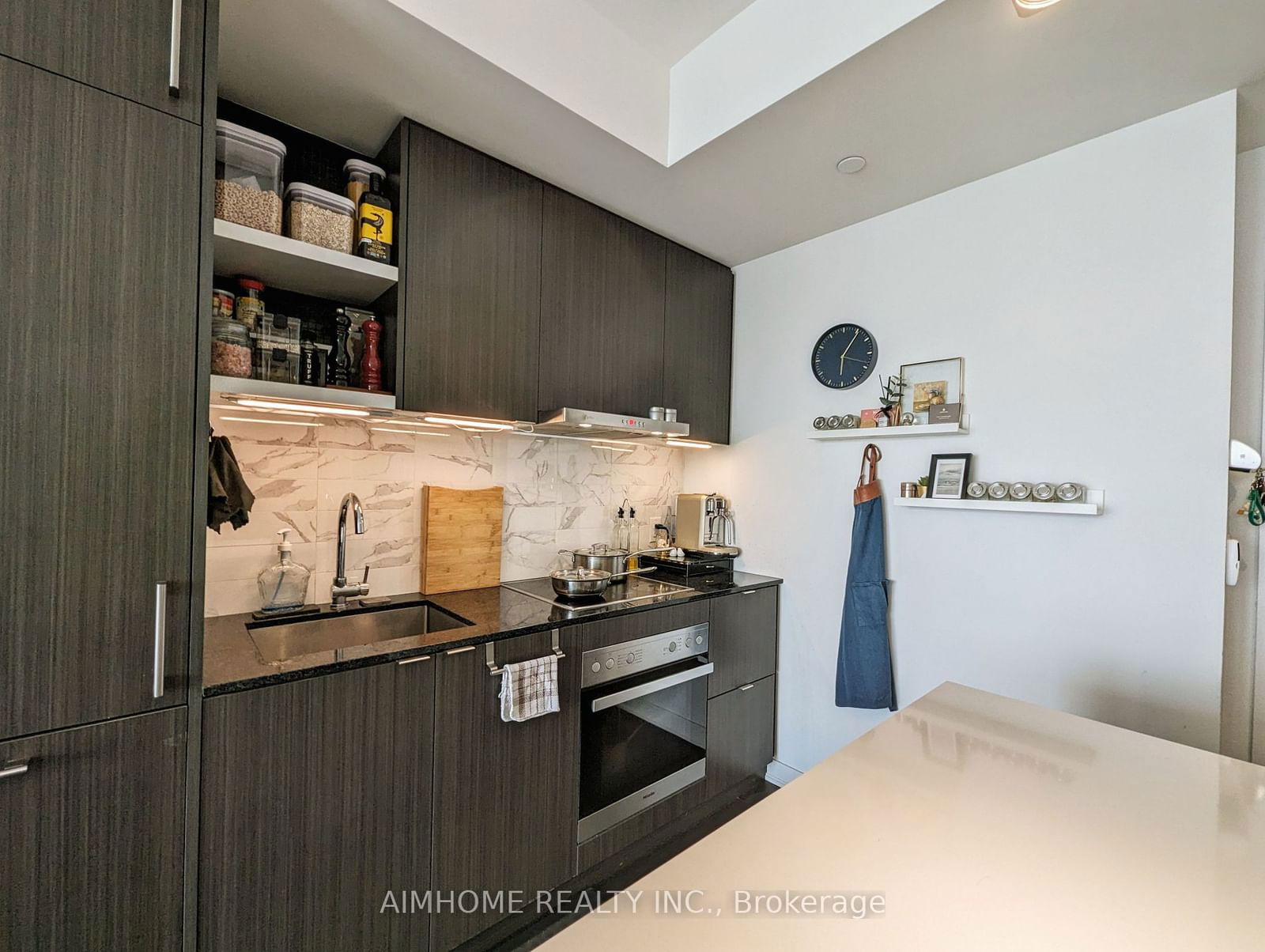 100 Harbour St, unit 6103 for sale - image #4