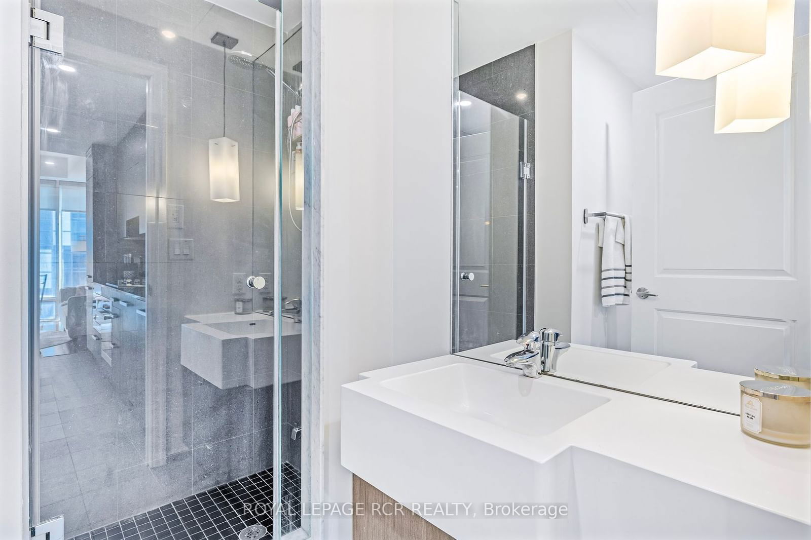 8 The Esplanade, unit 1201 for sale - image #12