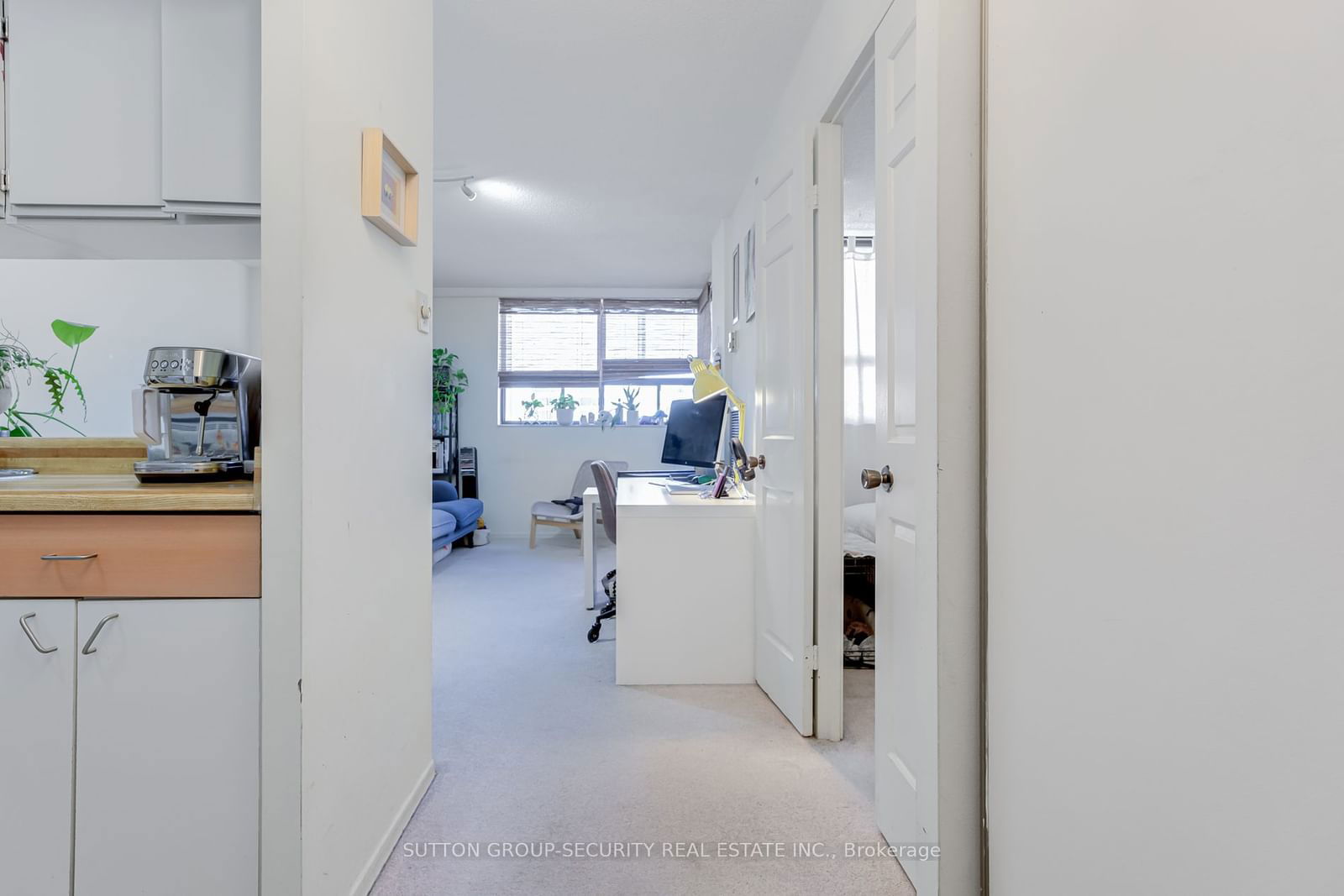 105 McCaul St, unit 808 for sale - image #8