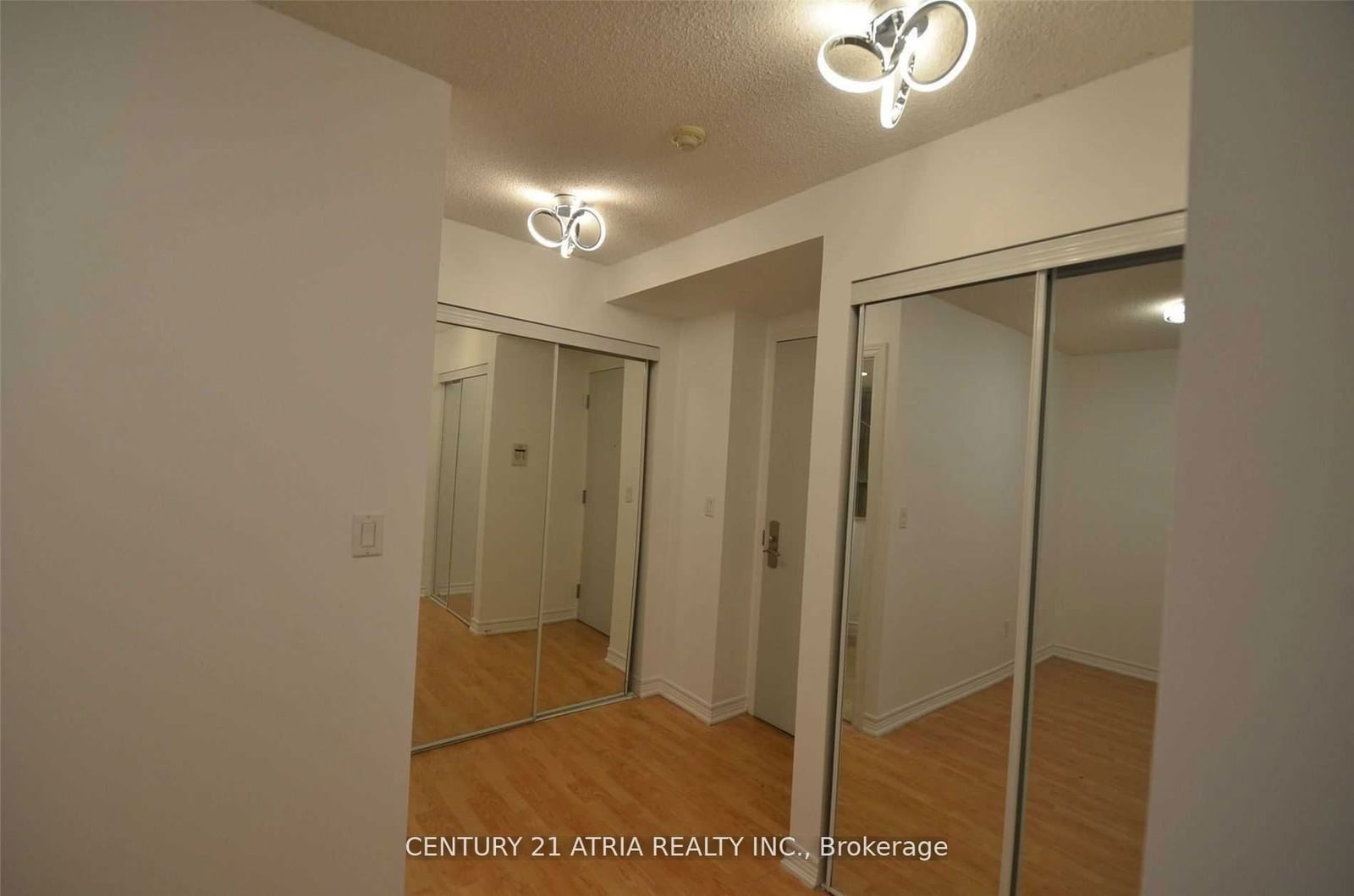 761 Bay St W, unit 309 for rent - image #12