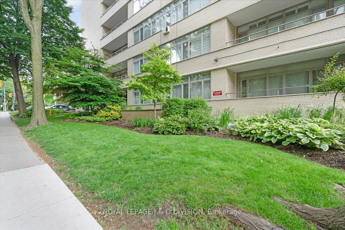 581 Avenue Rd, unit 404 for sale - image #20