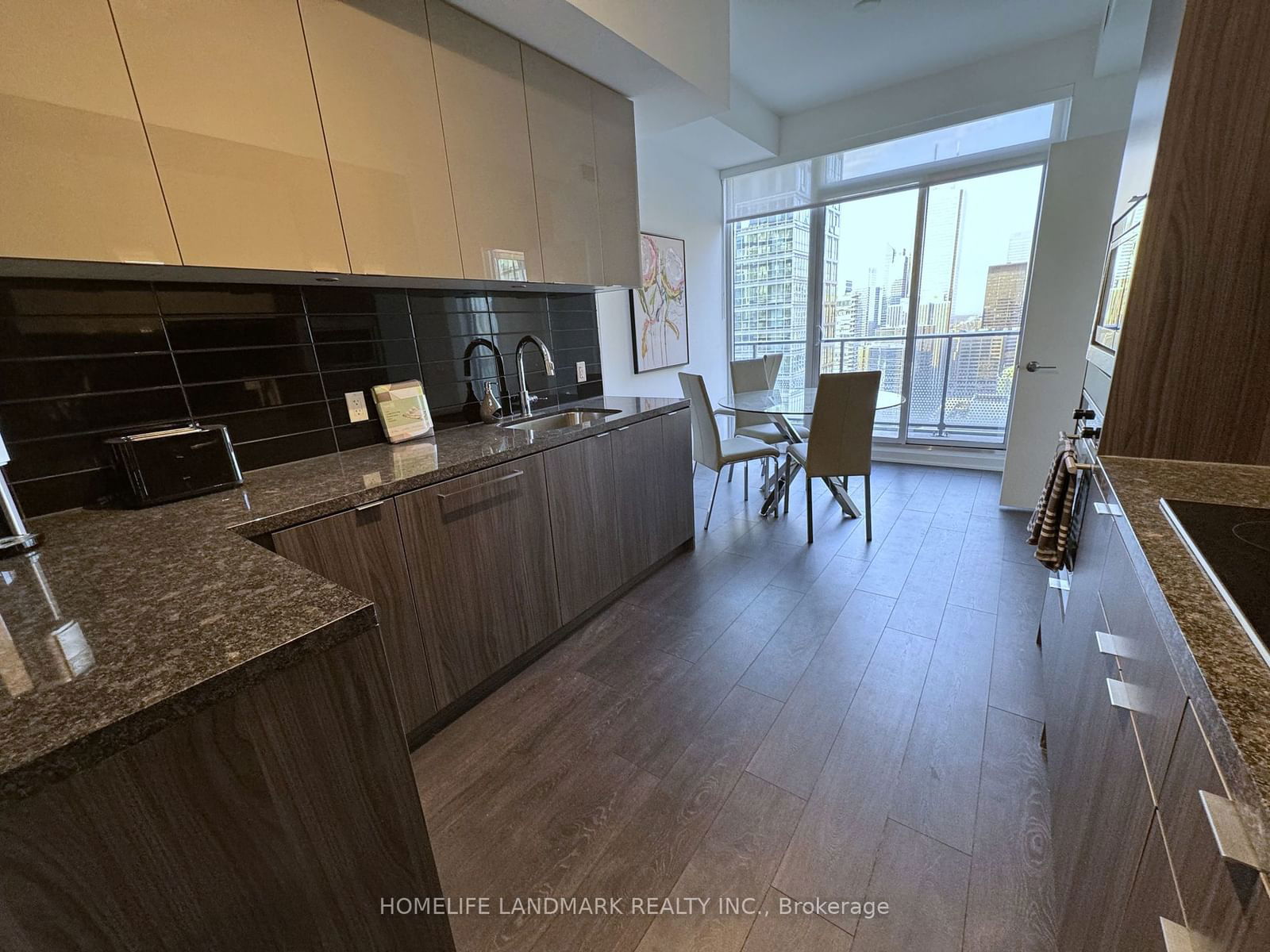 115 Blue Jays Way, unit PH5001 for rent - image #6