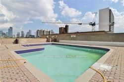 720 Spadina Ave, unit 706 for sale