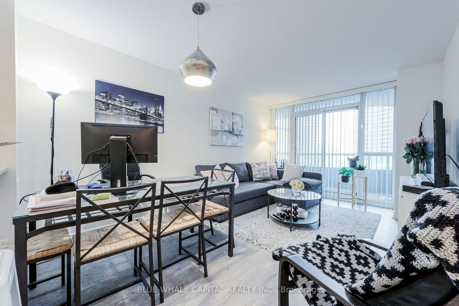 25 Lower Simcoe St, unit 1128 for sale - image #9