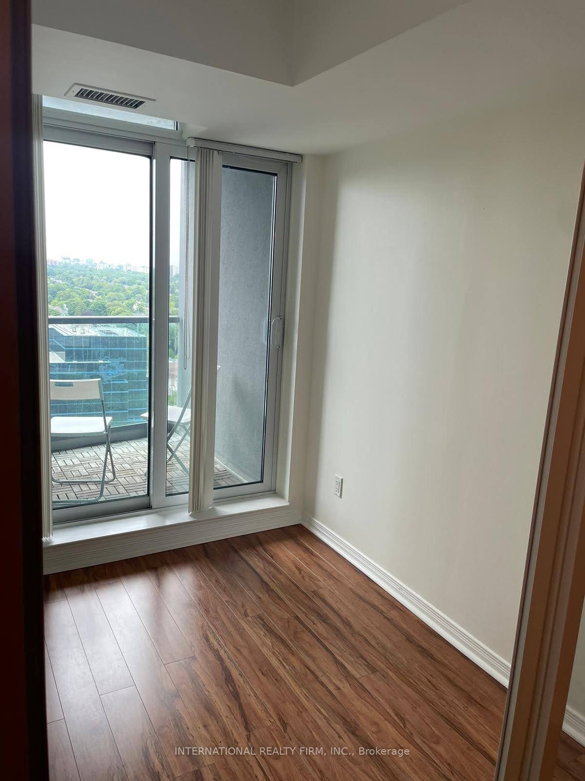 30 Harrison Garden Blvd, unit 1906 for sale - image #28