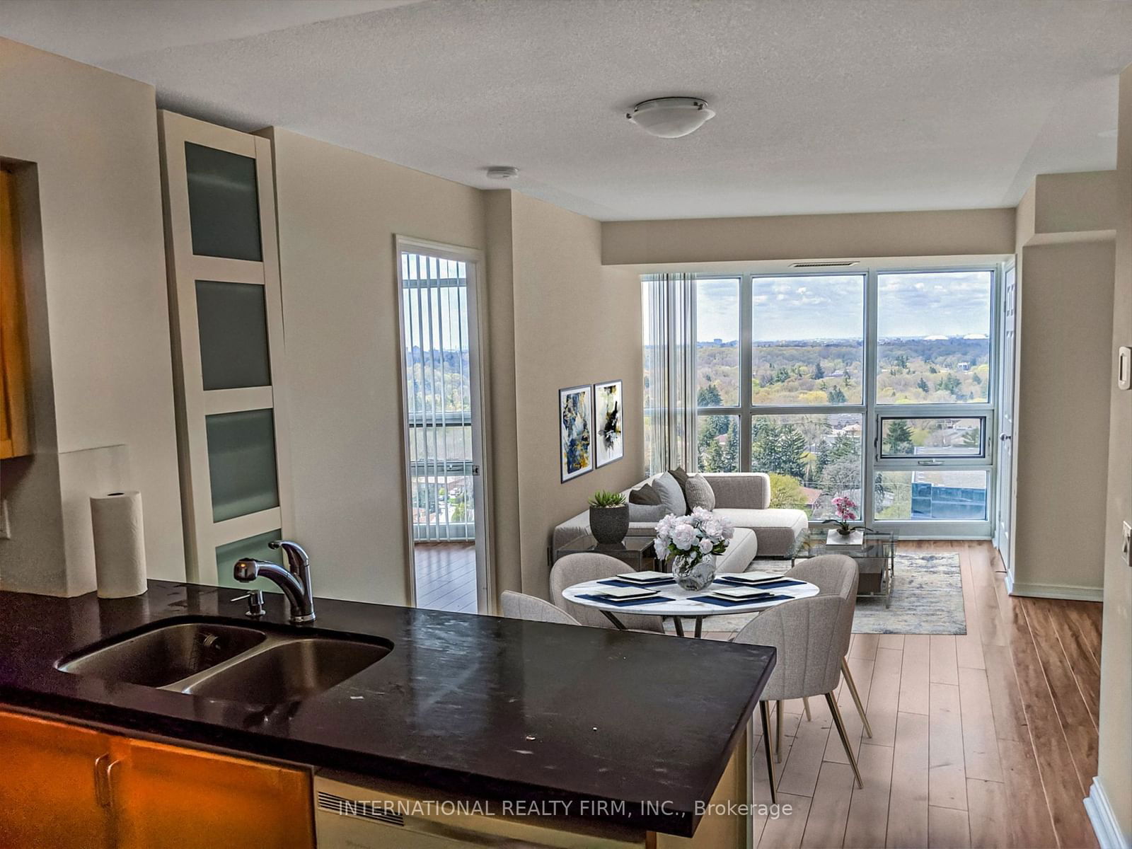 30 Harrison Garden Blvd, unit 1906 for sale - image #37