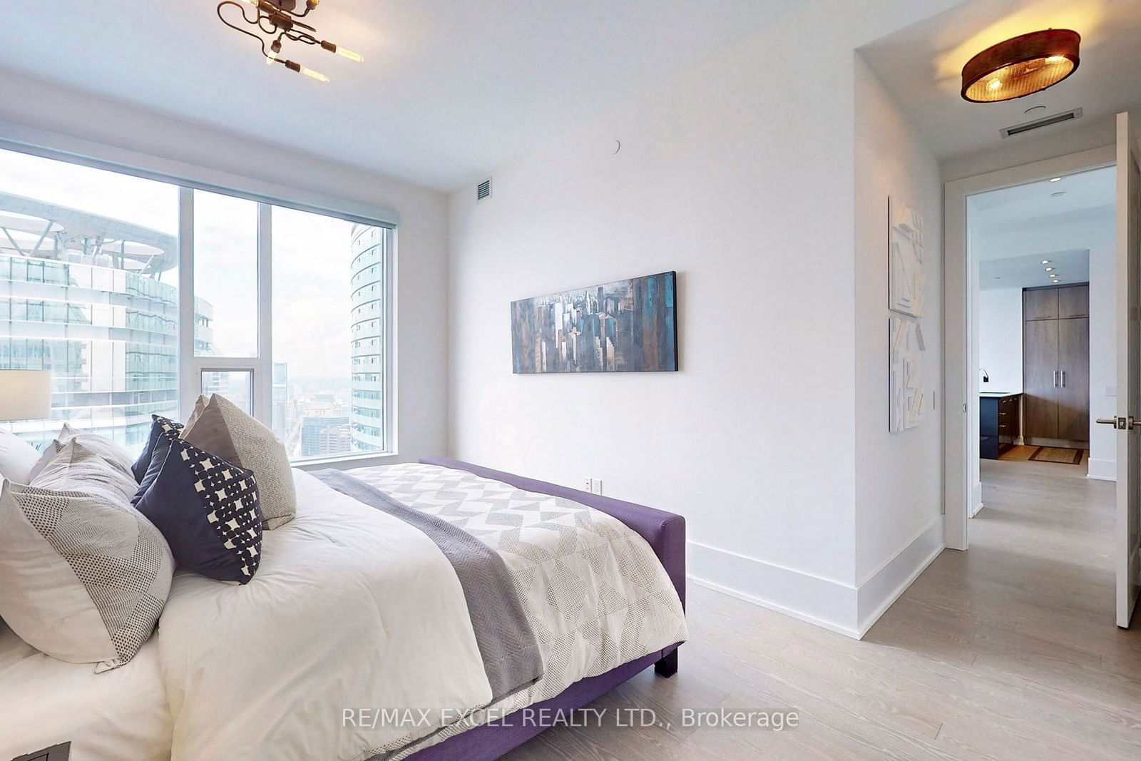 10 York St, unit 6312 for sale - image #16