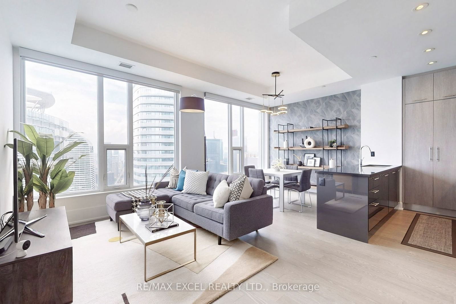 10 York St, unit 6312 for sale - image #2