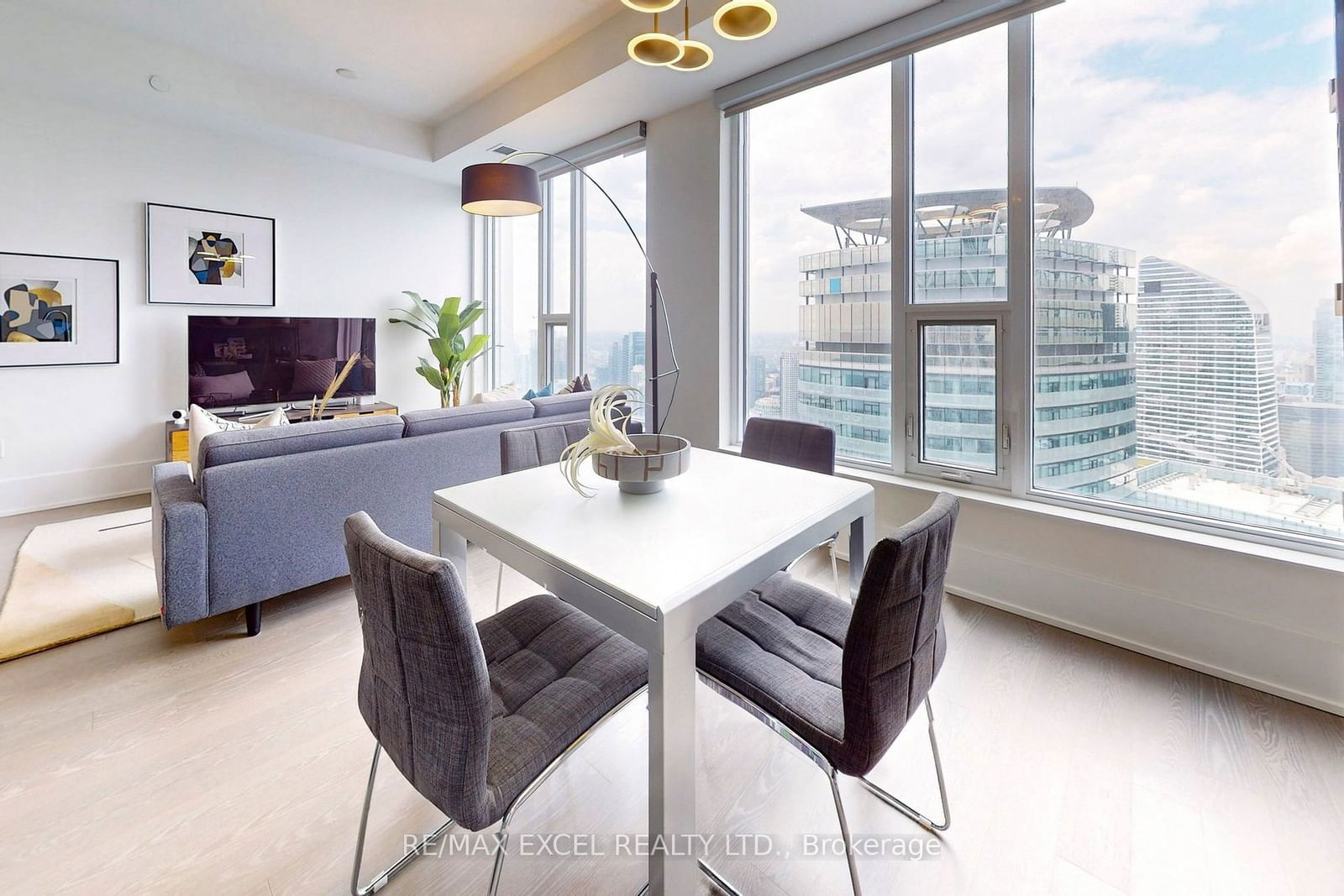 10 York St, unit 6312 for sale - image #4