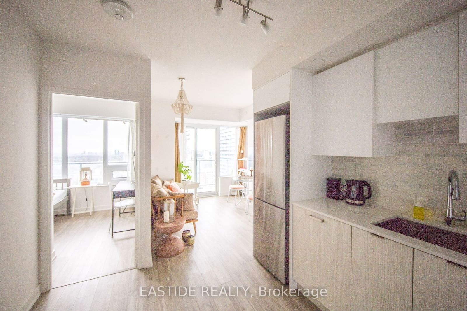 195 Redpath Ave, unit 3106 for sale - image #3