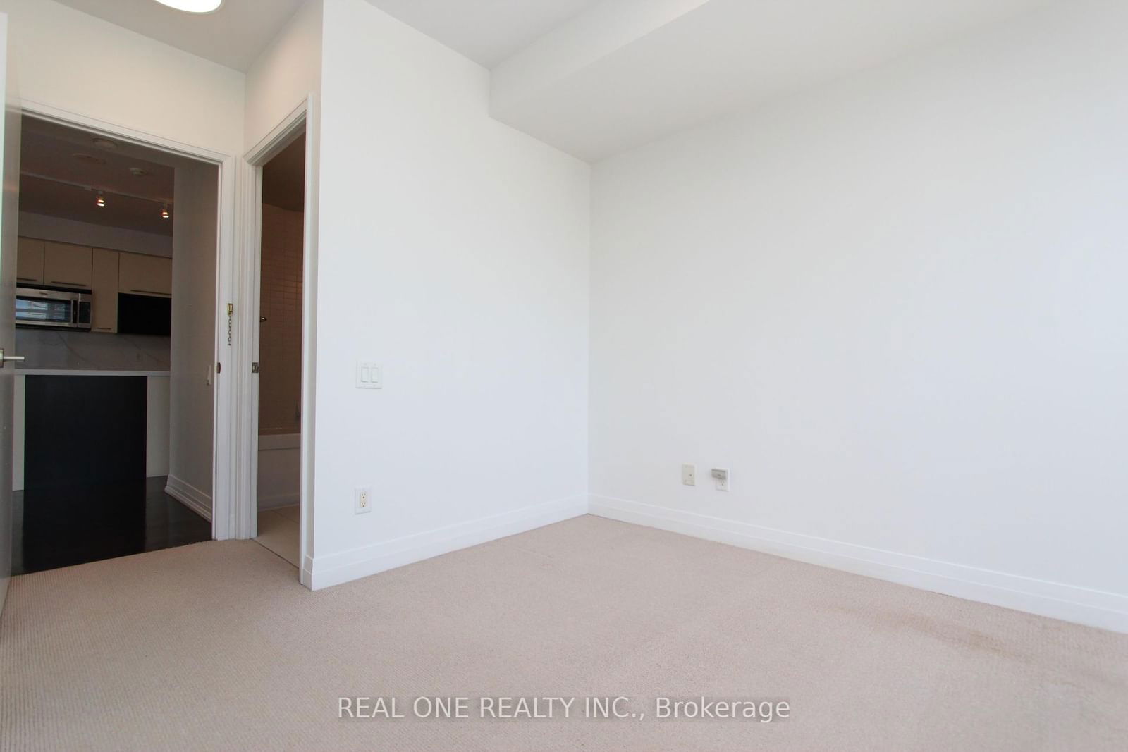 21 Carlton St, unit 2505 for sale - image #6