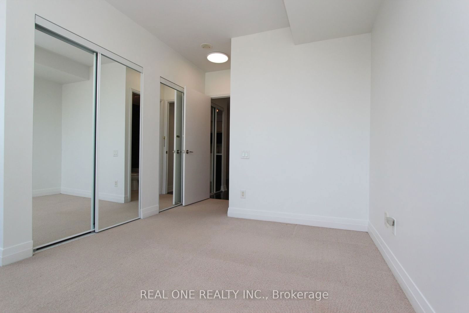 21 Carlton St, unit 2505 for sale - image #7