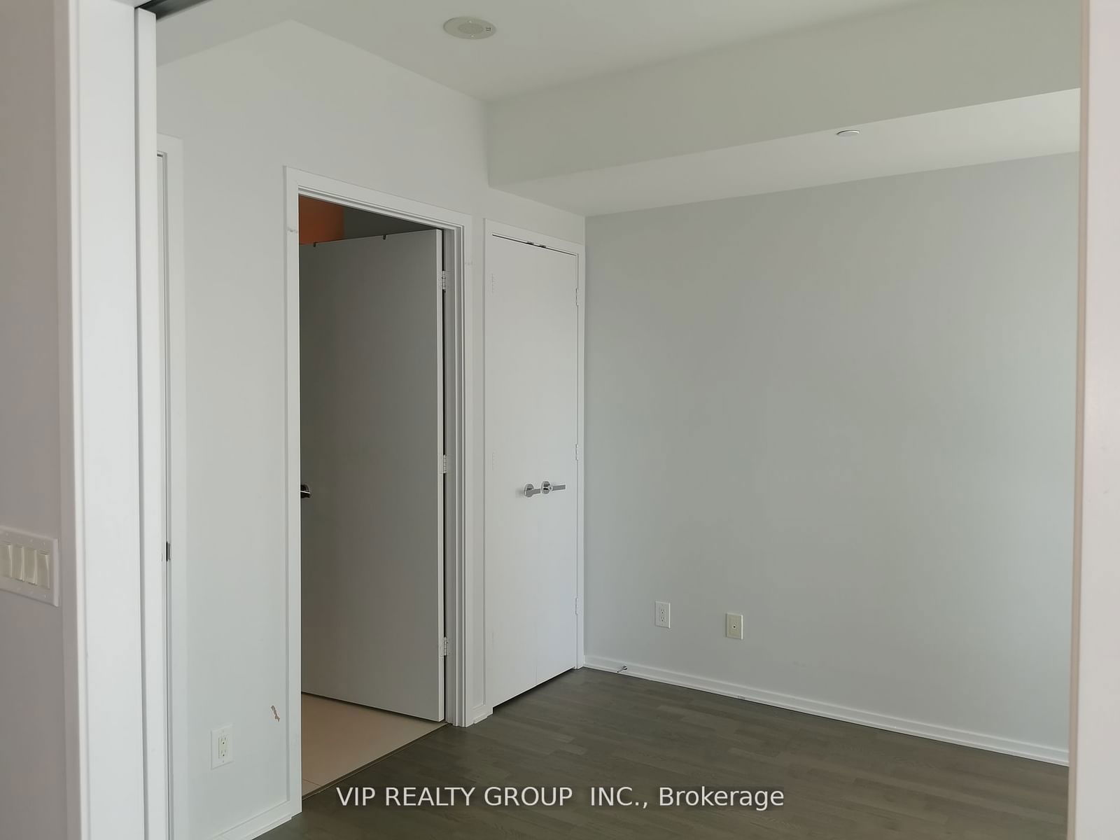 1 Bloor St E, unit 2209 for rent - image #7