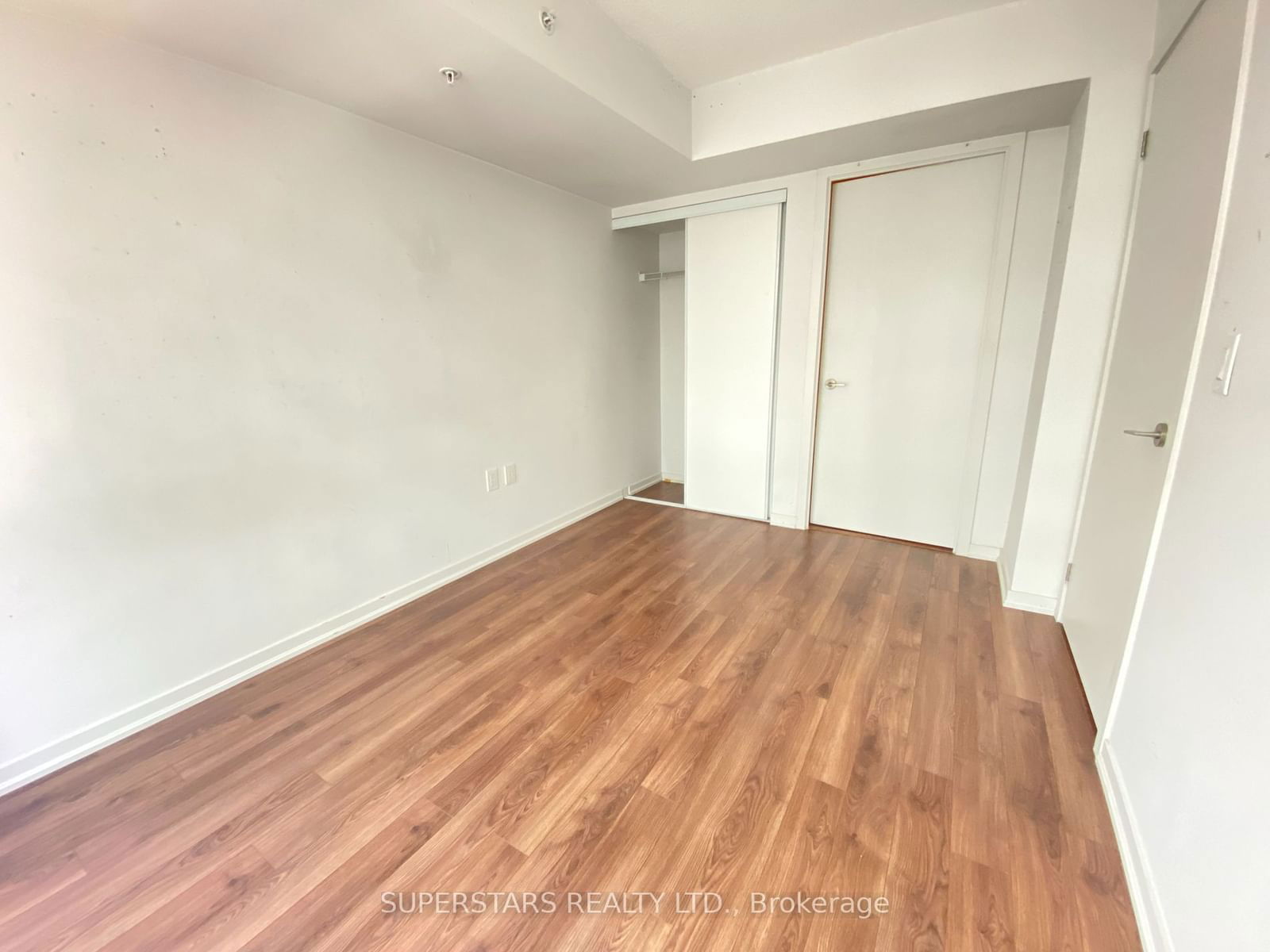 36 Lisgar St, unit 1703 w for sale