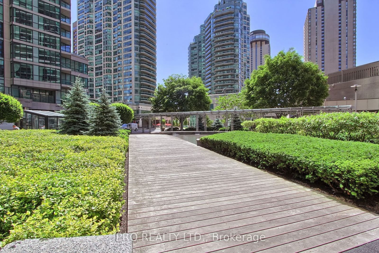 16 Harbour St, unit 4305 for sale - image #1