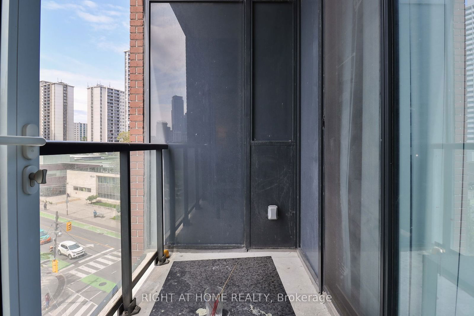 159 Wellesley St E, unit 406 for sale - image #22