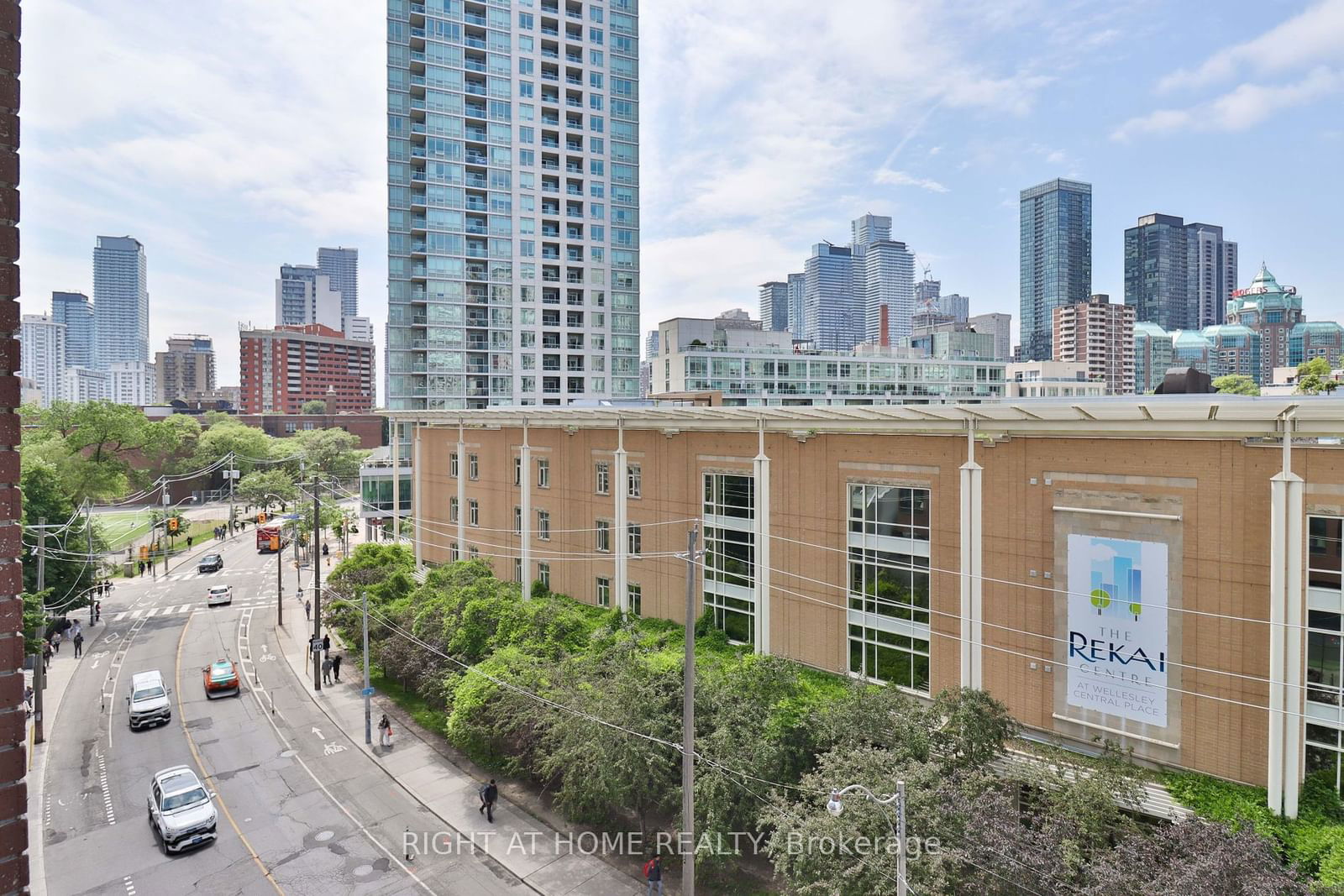 159 Wellesley St E, unit 406 for sale - image #5