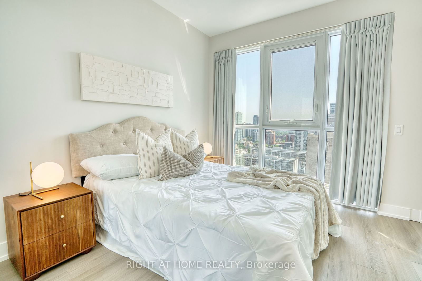 7 Grenville St, unit 2809 for sale - image #12