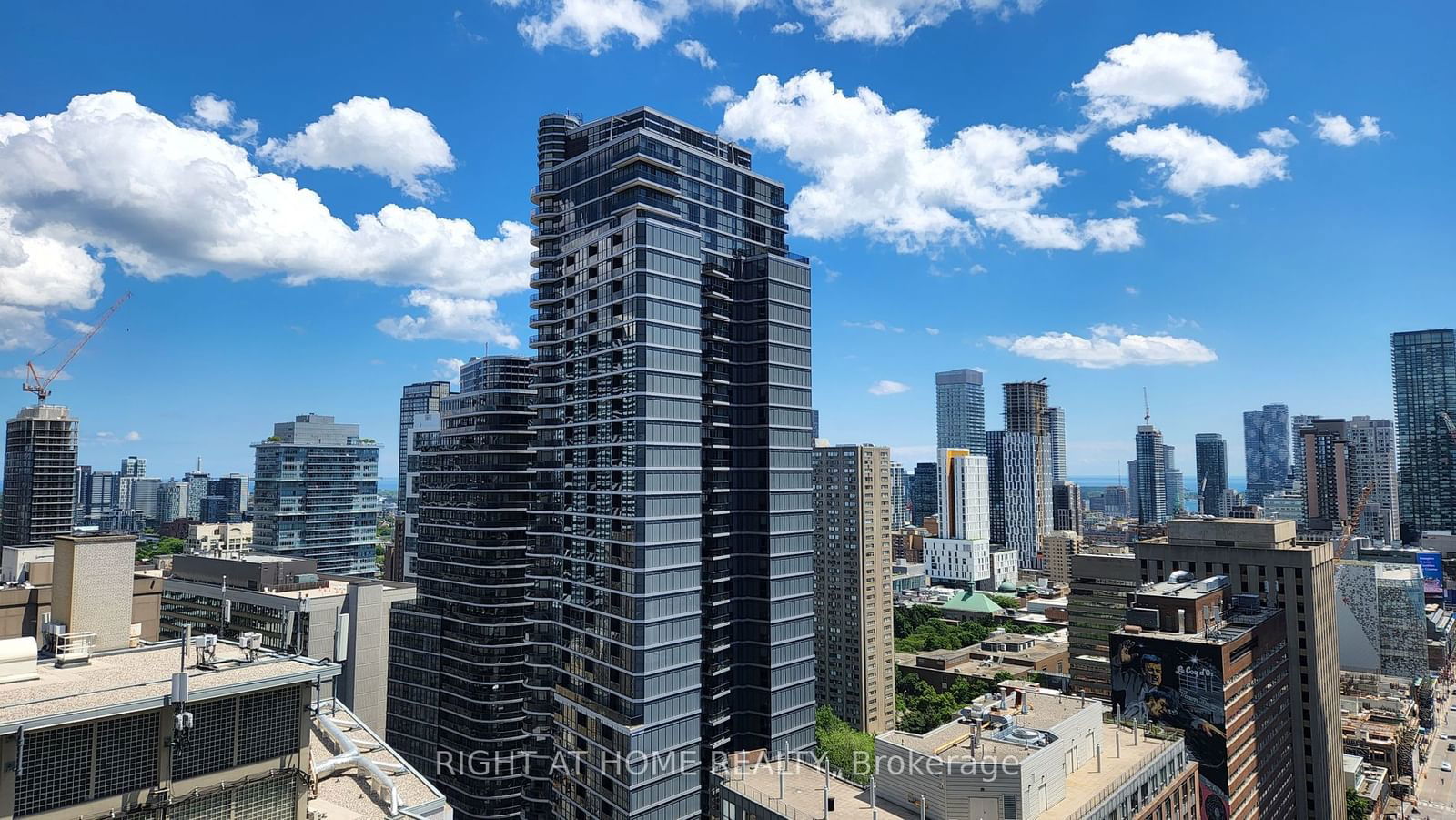 7 Grenville St, unit 2809 for sale