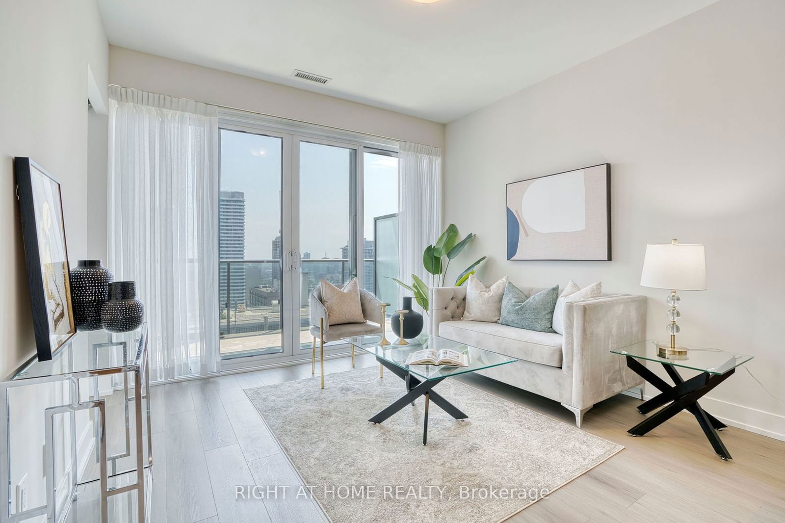 7 Grenville St, unit 2809 for sale - image #3