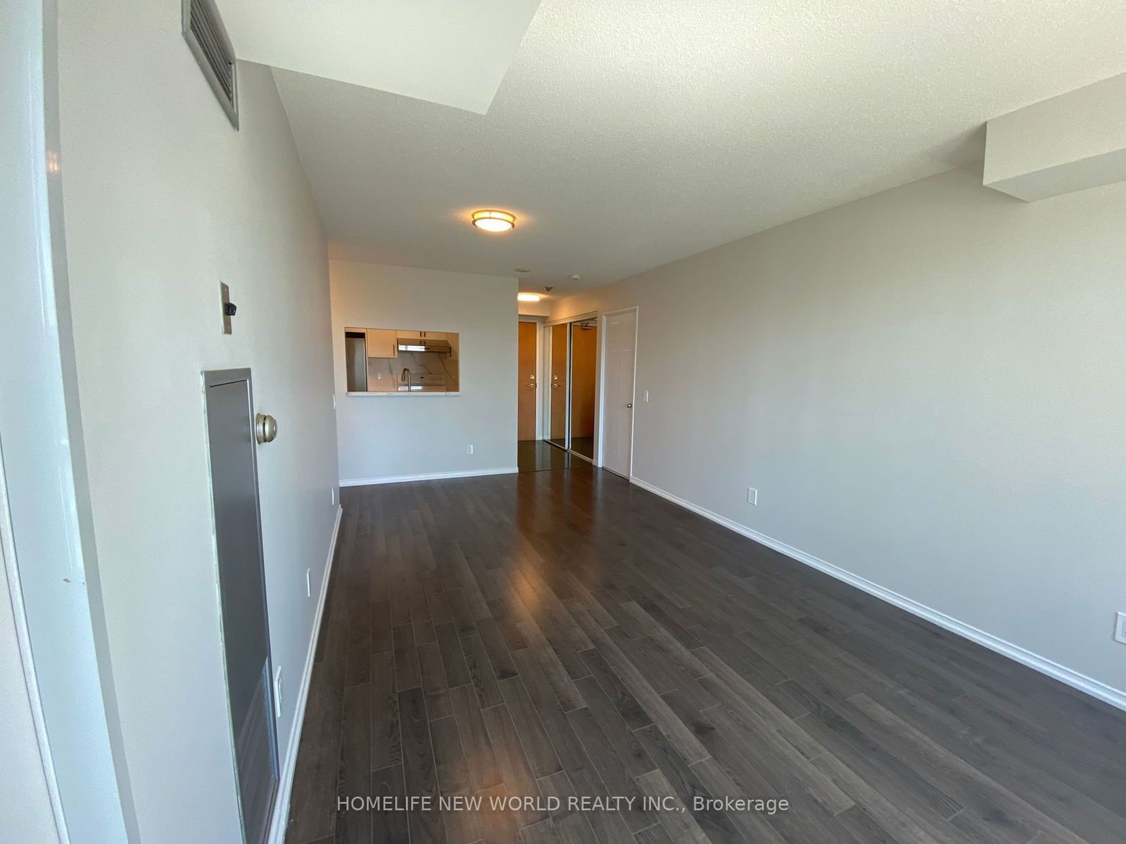 238 Doris Ave, unit 1911 for sale - image #6